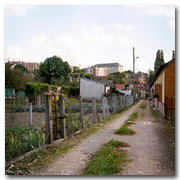 Photographie de Benoît Grimbert issues de l’ouvrage « Normandie, paysages de la reconstruction ». (2006 - Commande du Pôle Image Haute-Normandie)